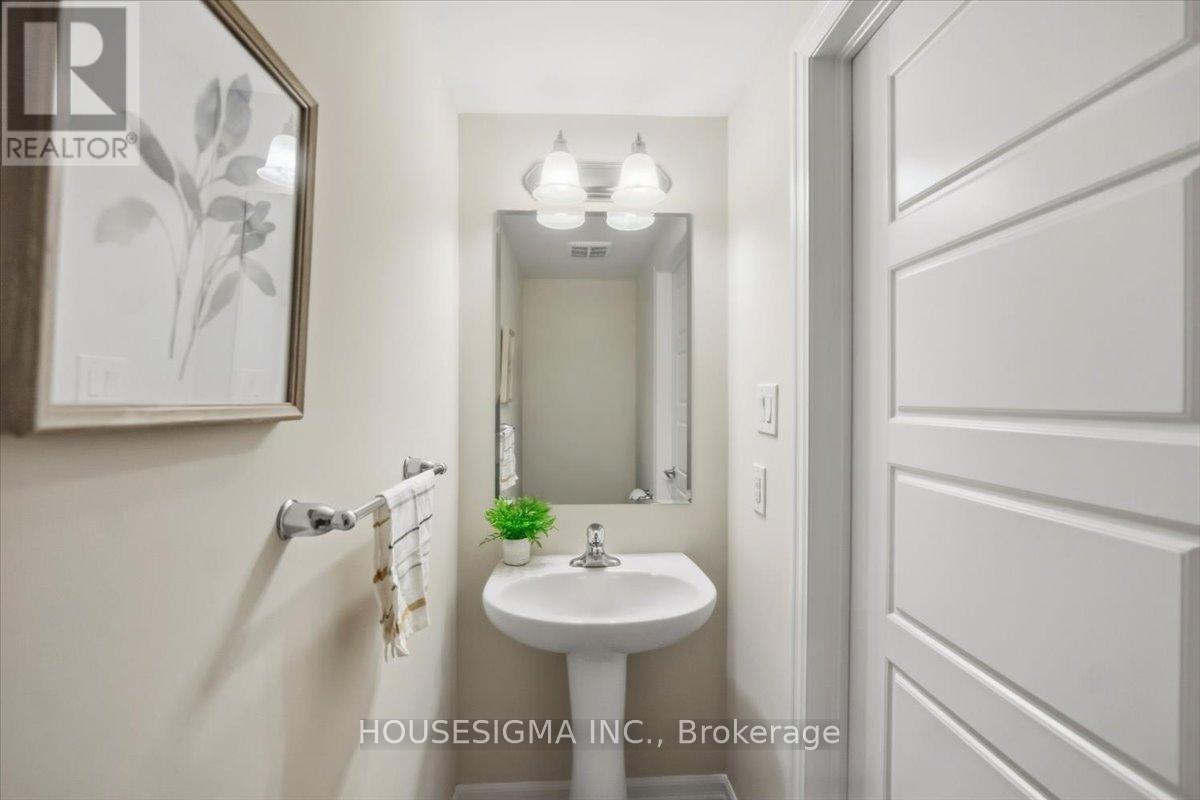 3 Eckford Lane, Brampton, Ontario  L7A 4G8 - Photo 15 - W13464820