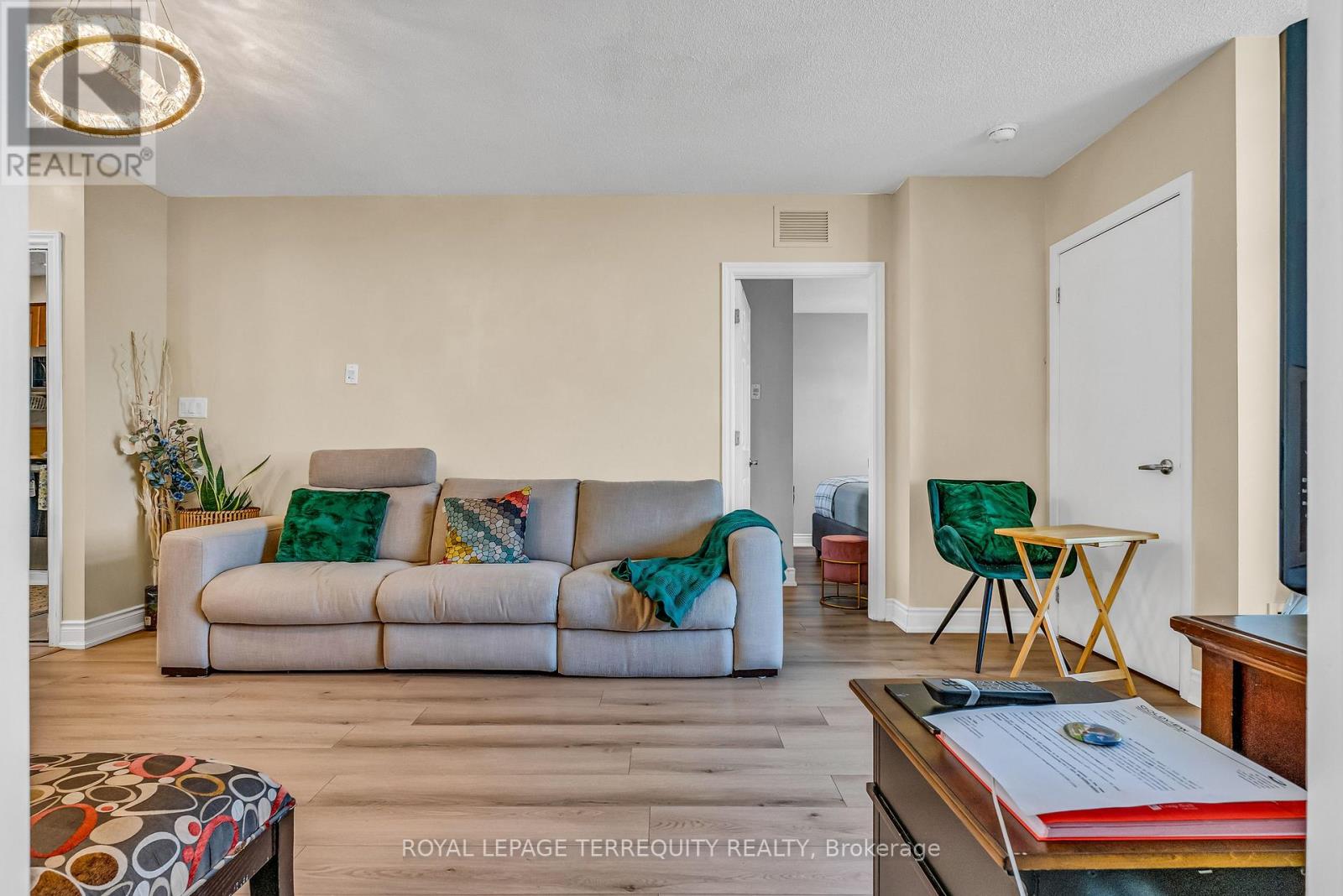 1014 - 2464 Weston Road, Toronto, Ontario M9N 0A2 - Photo 11 - W13464830