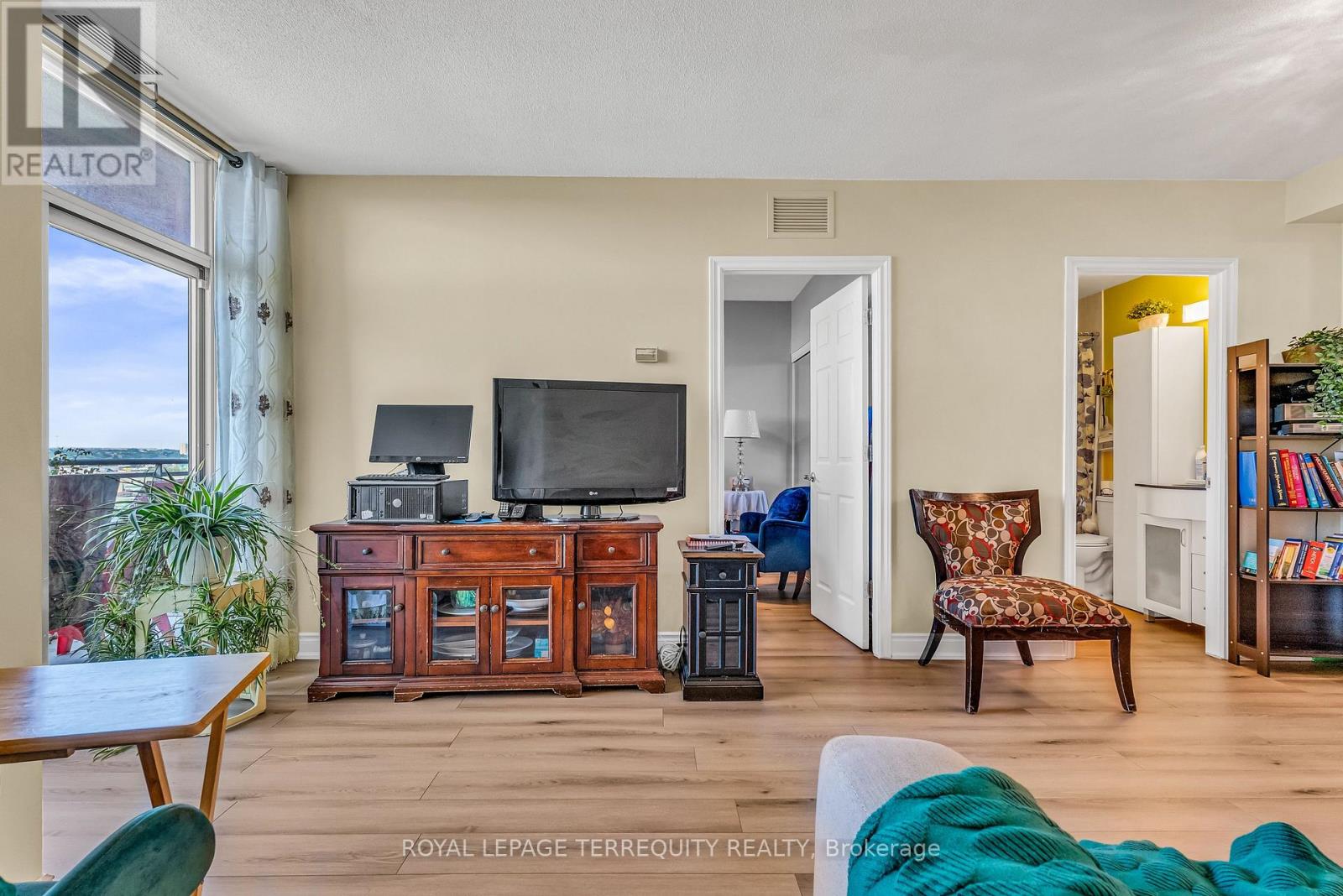 1014 - 2464 Weston Road, Toronto, Ontario M9N 0A2 - Photo 12 - W13464830