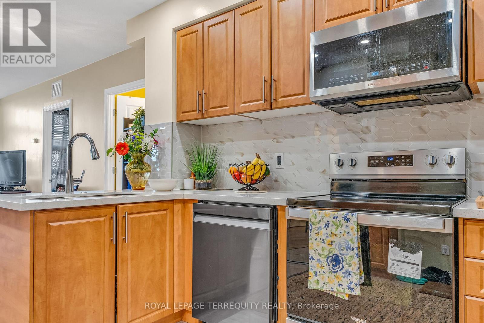 1014 - 2464 Weston Road, Toronto, Ontario M9N 0A2 - Photo 14 - W13464830