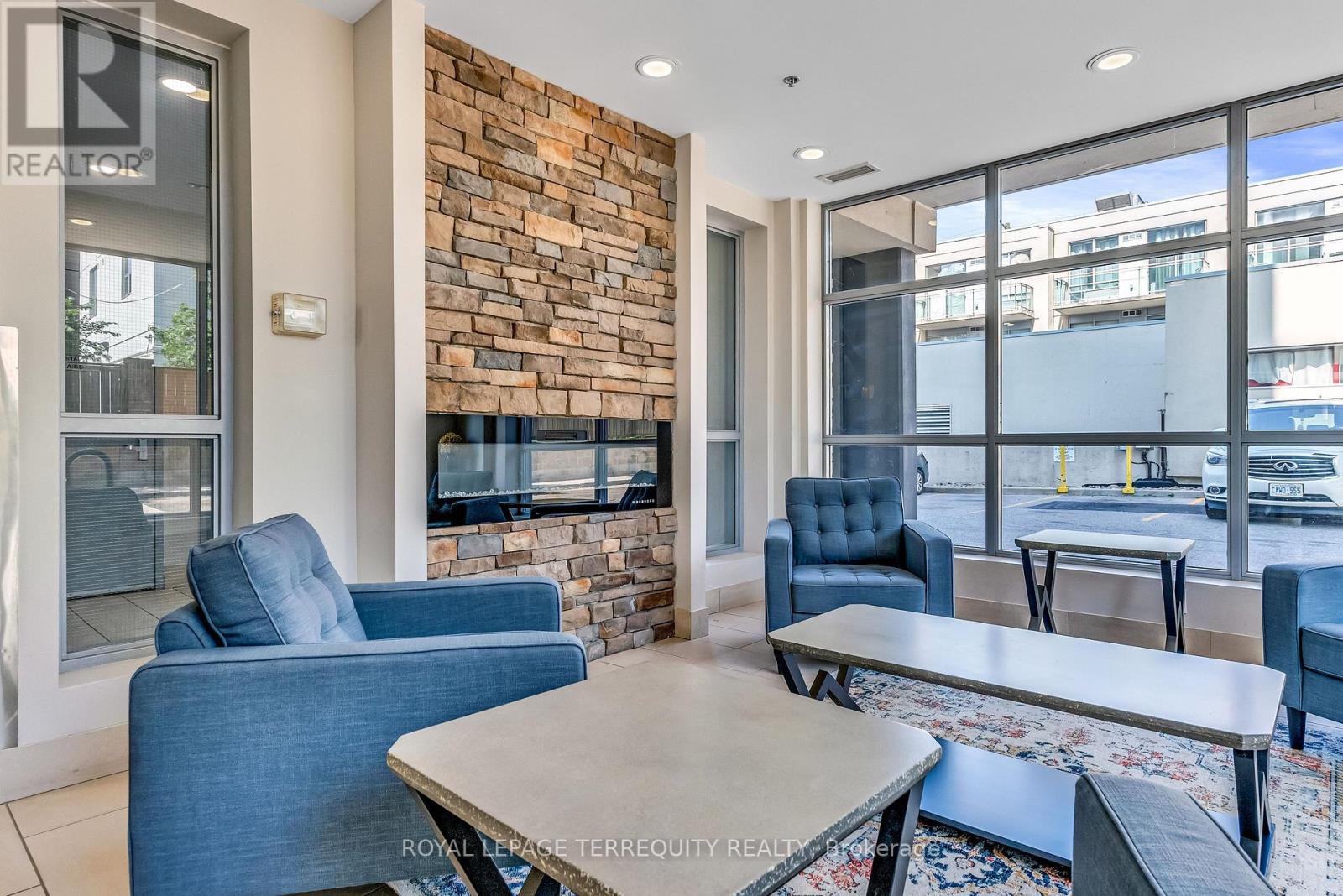 1014 - 2464 Weston Road, Toronto, Ontario M9N 0A2 - Photo 4 - W13464830
