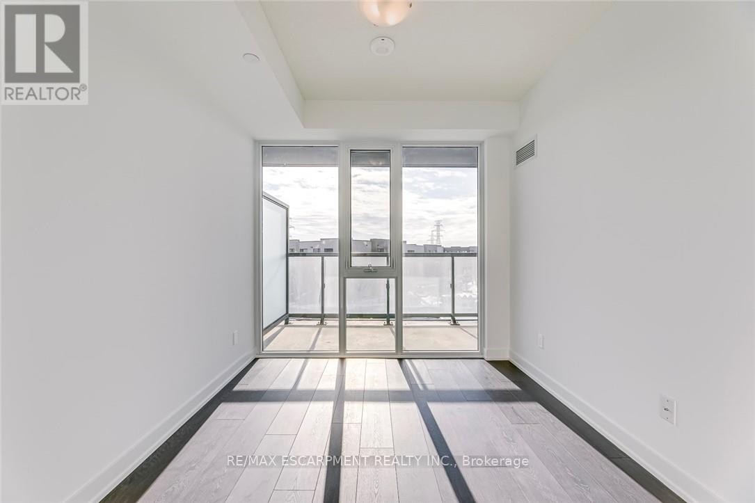 A305 - 3210 Dakota Common, Burlington, Ontario  L7M 2A8 - Photo 16 - W13464860