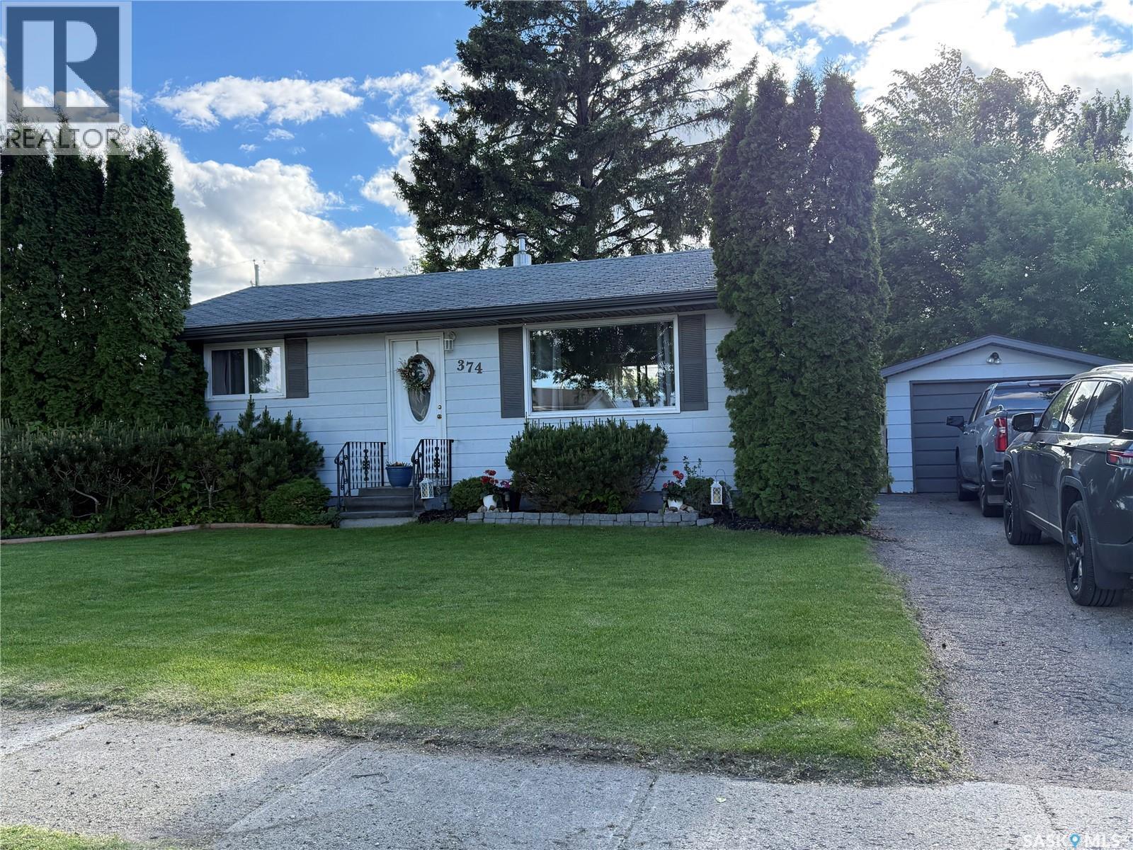 374 Fourth AVENUE N, yorkton, Saskatchewan