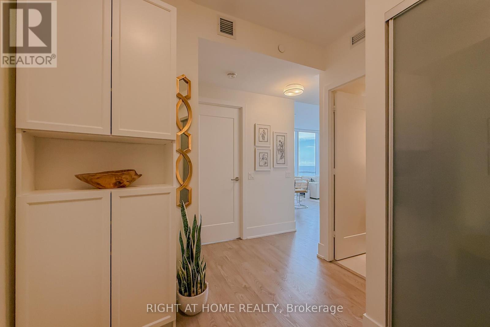 5405 - 10 York Street, Toronto, Ontario  M5J 0E1 - Photo 12 - C13443384