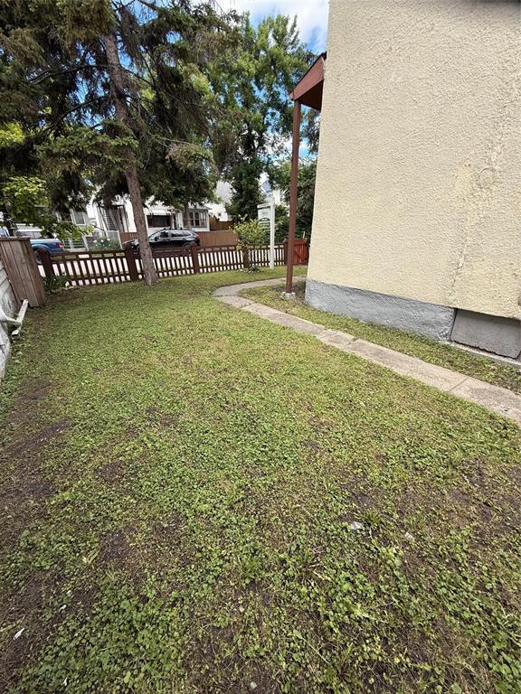 88 Hallet Street, Winnipeg, Manitoba  R2W 3L5 - Photo 2 - 202610634
