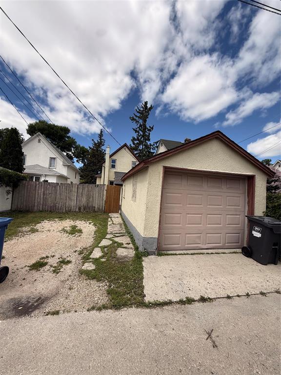 88 Hallet Street, Winnipeg, Manitoba  R2W 3L5 - Photo 43 - 202610634