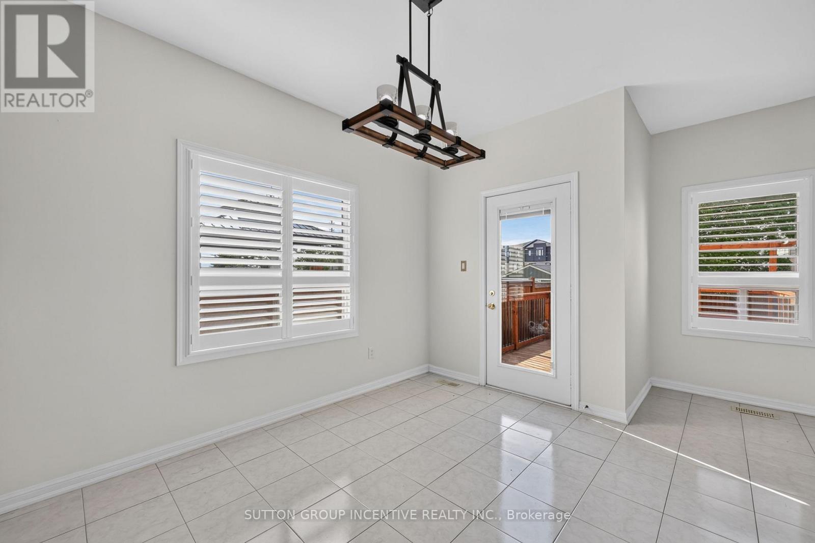 116 Sun King Crescent, Barrie, Ontario L4M 0E6 - Photo 37 - S12891994