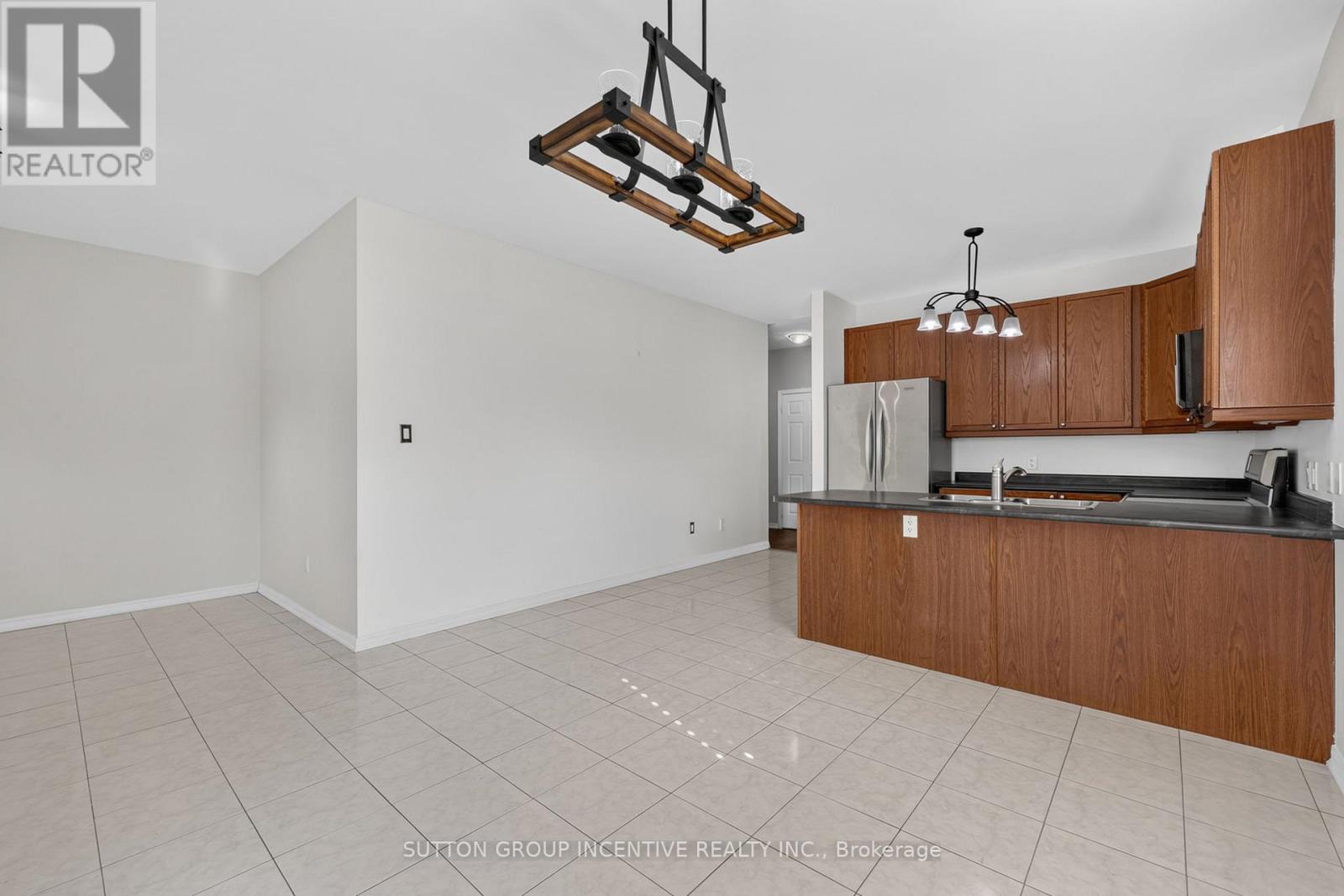 116 Sun King Crescent, Barrie, Ontario L4M 0E6 - Photo 34 - S12891994