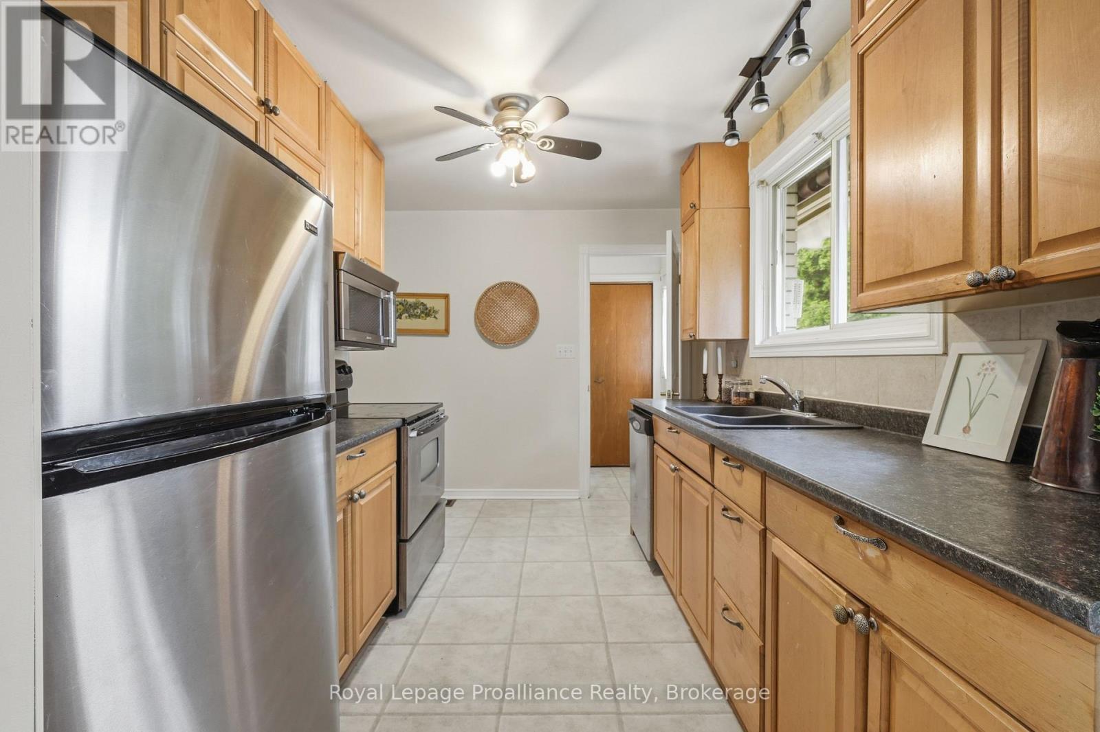 31 Downes Avenue, Prince Edward County, Ontario  K0K 2T0 - Photo 7 - X13464898