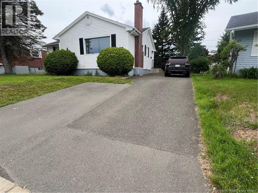 50 Windemere Drive, Moncton, New Brunswick  E1C 4L7 - Photo 2 - NB138185