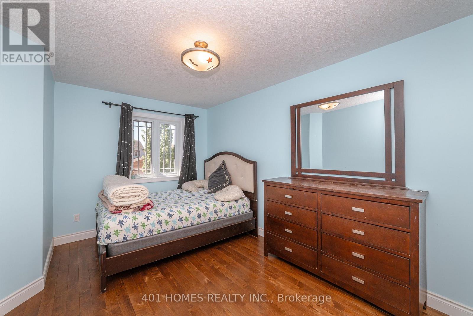 880 Frontenac Crescent, Woodstock, Ontario  N4V 0A8 - Photo 12 - X13464922