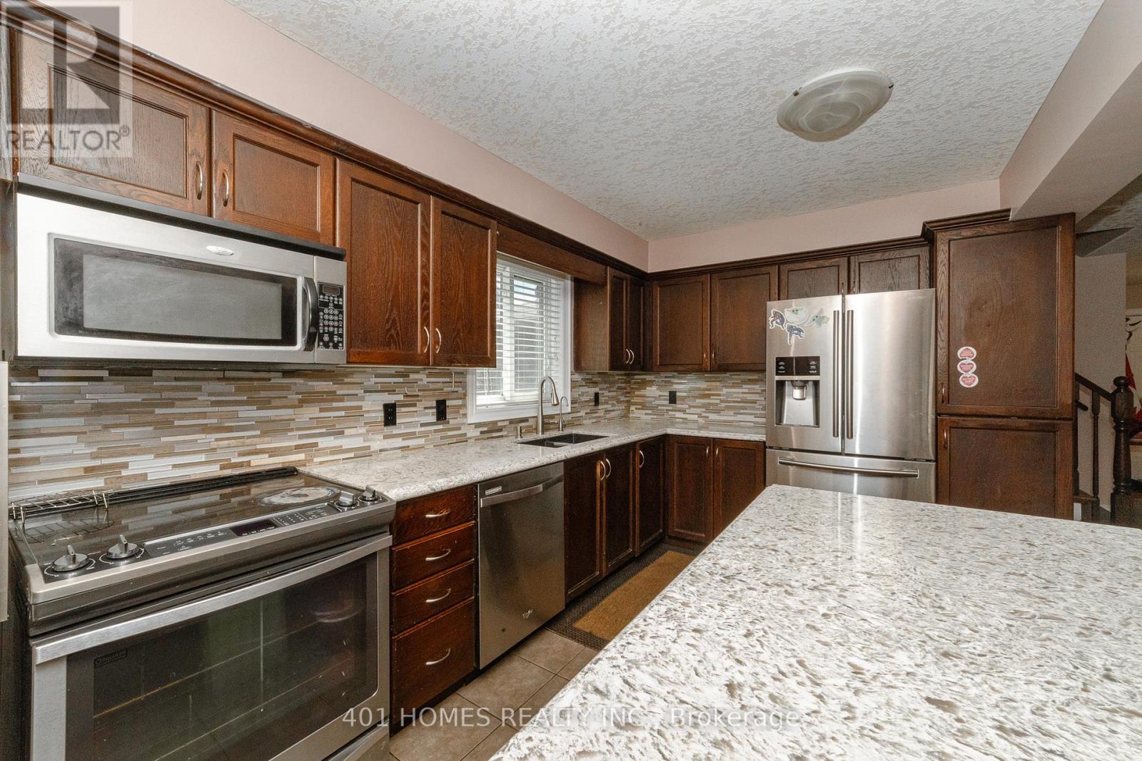 880 Frontenac Crescent, Woodstock, Ontario  N4V 0A8 - Photo 6 - X13464922