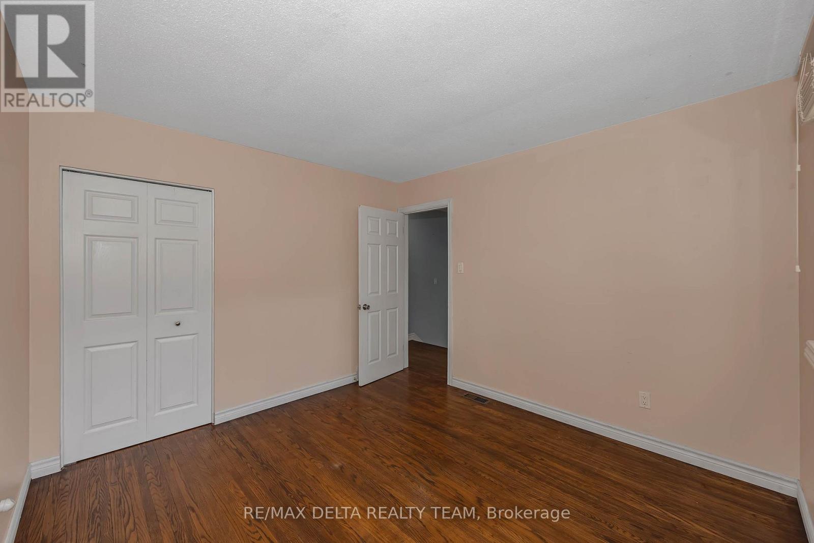 841 Balsam Drive, Ottawa, Ontario  K1E 1B8 - Photo 24 - X13464896