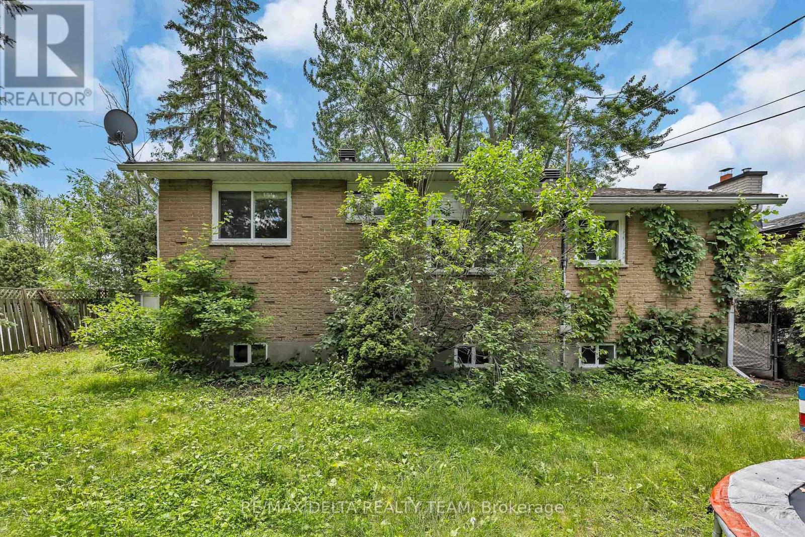 841 Balsam Drive, Ottawa, Ontario  K1E 1B8 - Photo 37 - X13464896
