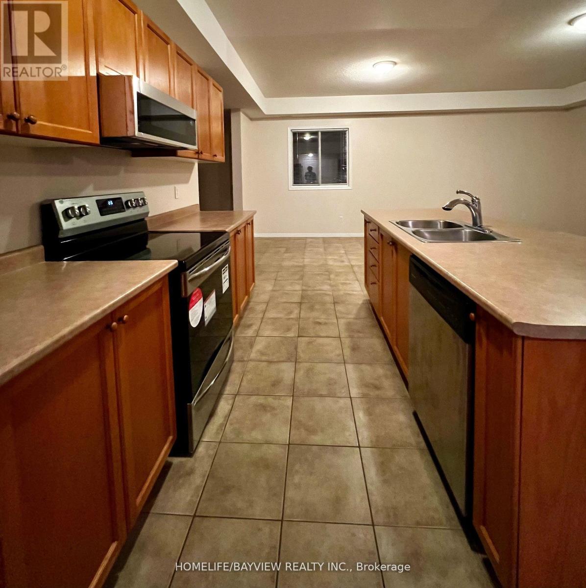 346-A Edgehill Drive, Barrie, Ontario  L4N 9X4 - Photo 7 - S12928840