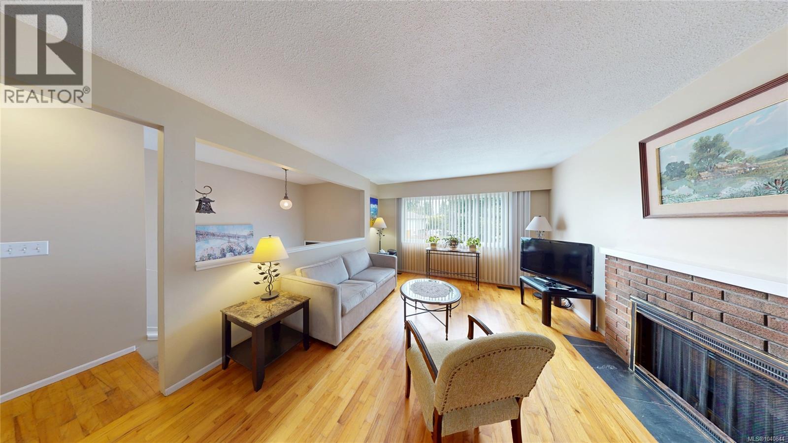 459 Carson Rd, Colwood, British Columbia  V9C 2C4 - Photo 2 - 1040844