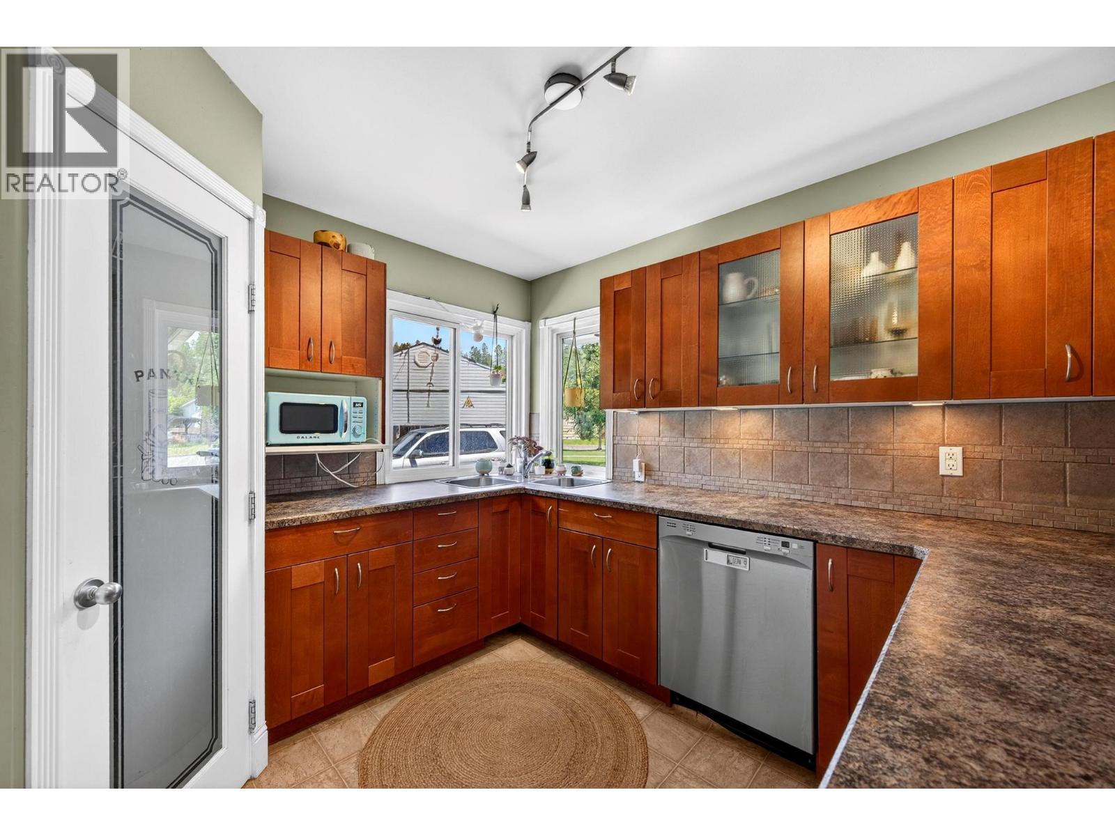 A-1215 Alexander Drive, Golden, British Columbia  V0A 1H0 - Photo 22 - 10392071