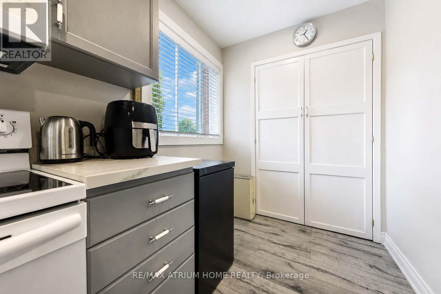 48 - 2145 Sherobee Road, Mississauga, Ontario  L5A 3G8 - Photo 27 - W13464872