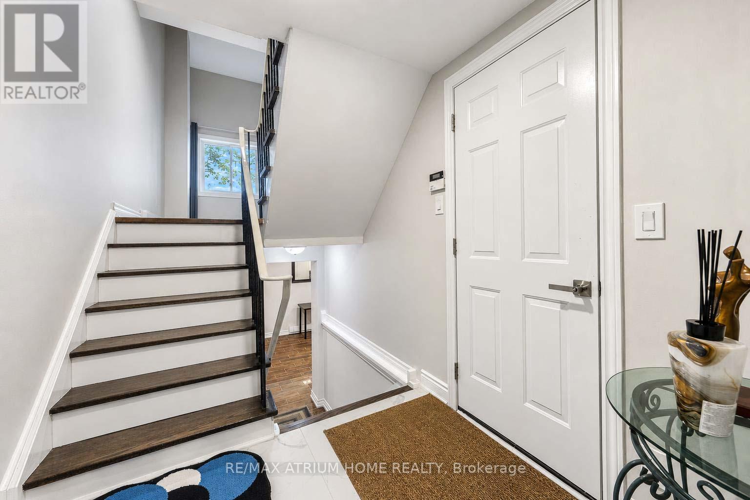 48 - 2145 Sherobee Road, Mississauga, Ontario  L5A 3G8 - Photo 8 - W13464872