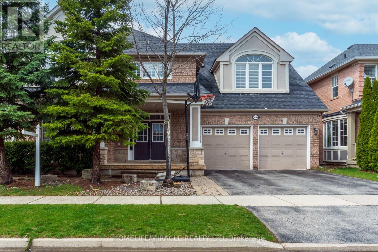 2299 GLAZEBROOK CIRCLE, Oakville, Ontario