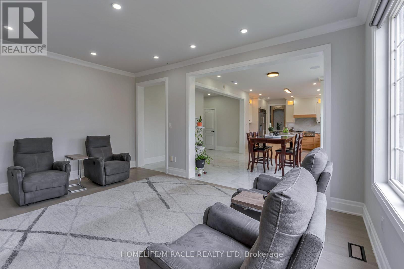 2299 Glazebrook Circle, Oakville, Ontario  L6M 5B5 - Photo 24 - W13464890