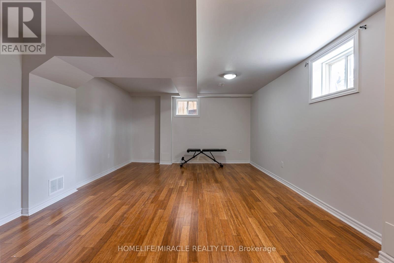 2299 Glazebrook Circle, Oakville, Ontario  L6M 5B5 - Photo 5 - W13464890