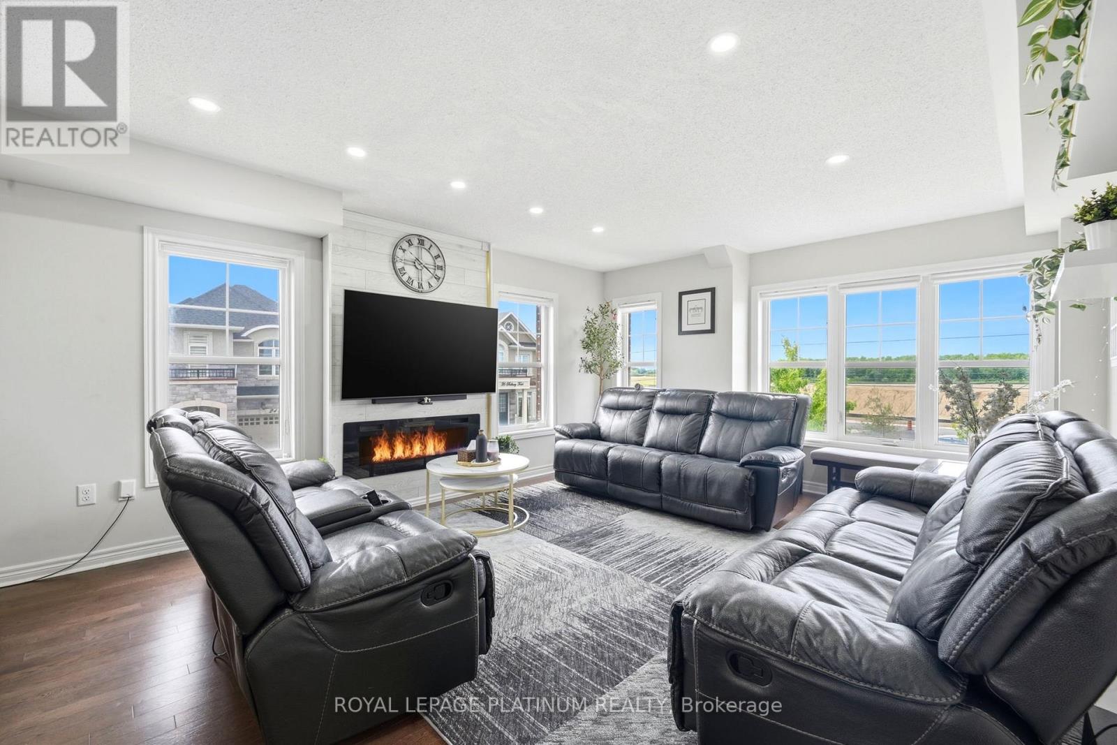37 Padbury Trail, Brampton, Ontario  L7A 4V2 - Photo 24 - W13464924