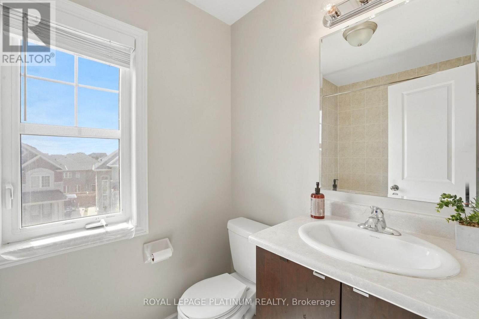 37 Padbury Trail, Brampton, Ontario  L7A 4V2 - Photo 25 - W13464924