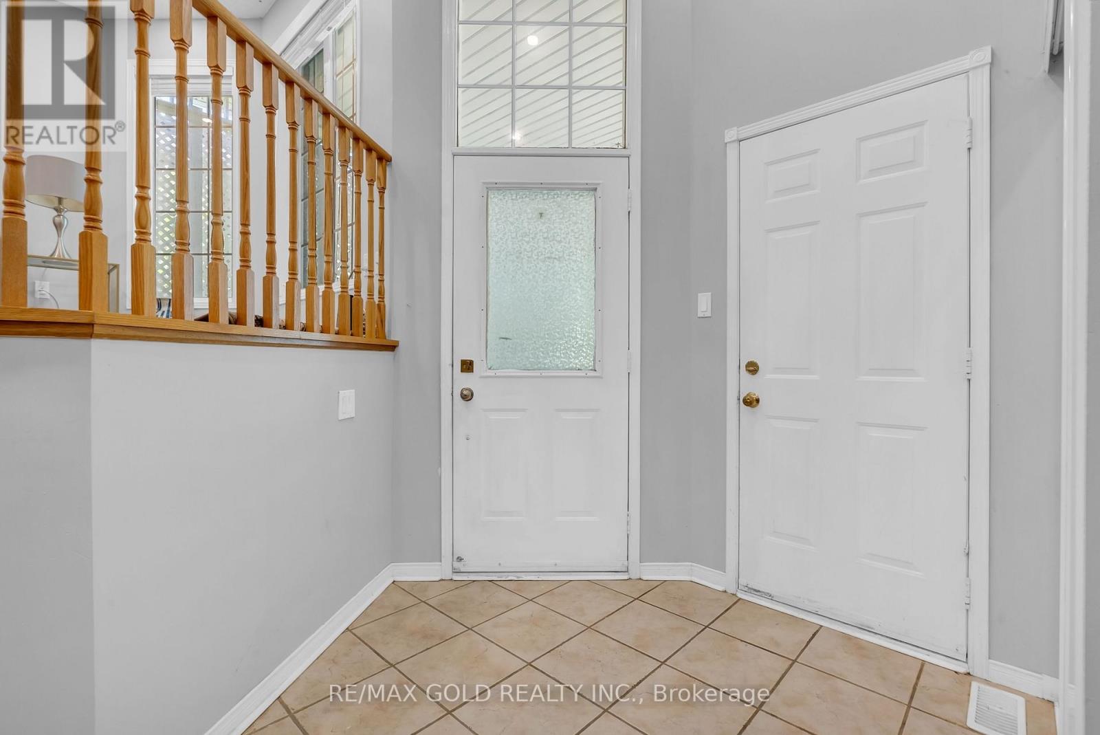 74 Fletcher's Creek Boulevard, Brampton, Ontario  L6X 4T1 - Photo 6 - W13464928