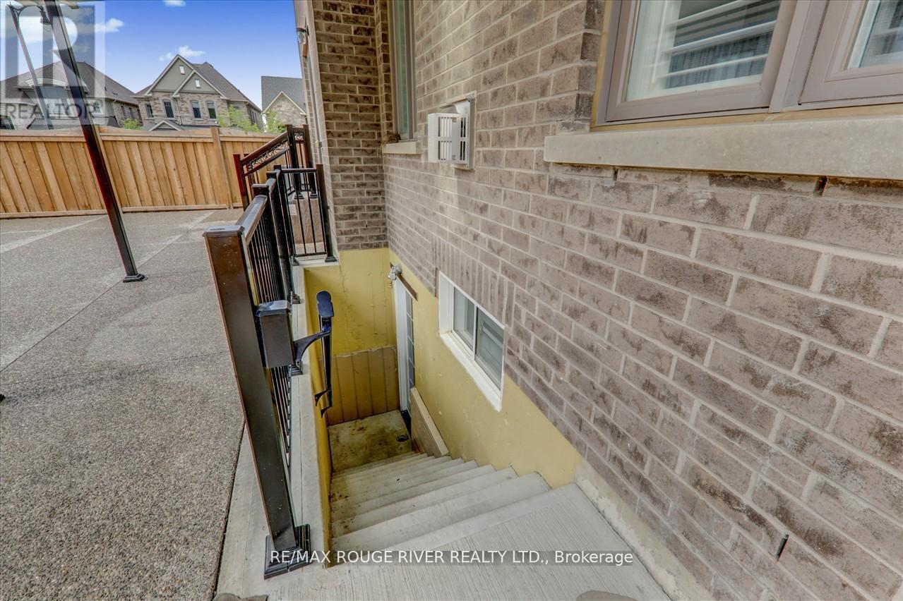 21 Rolling Rock Way, Brampton, Ontario  L6Y 6H3 - Photo 48 - W13464932