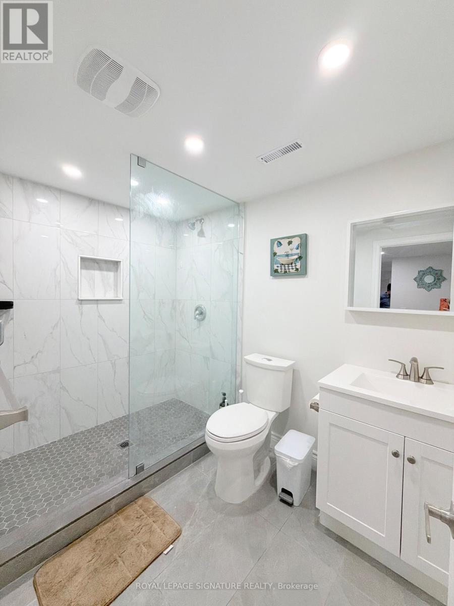 3477 Riverspray Crescent, Mississauga, Ontario  L4Y 3M6 - Photo 16 - W13415356