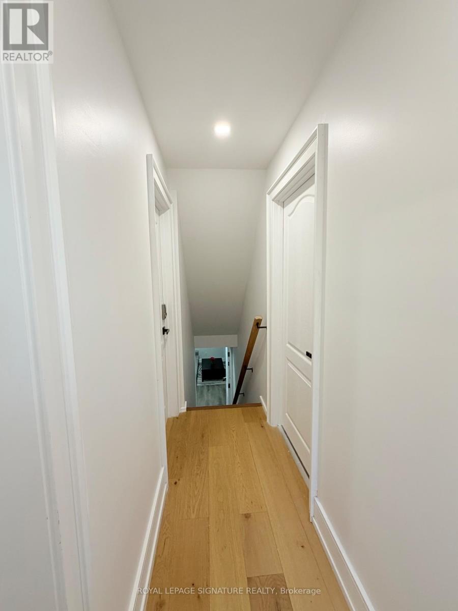 3477 Riverspray Crescent, Mississauga, Ontario  L4Y 3M6 - Photo 6 - W13415356