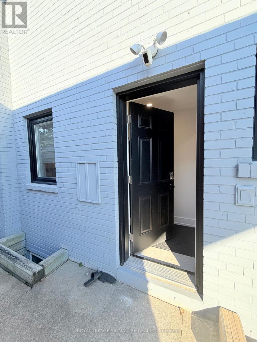 3477 Riverspray Crescent, Mississauga, Ontario  L4Y 3M6 - Photo 31 - W13415356