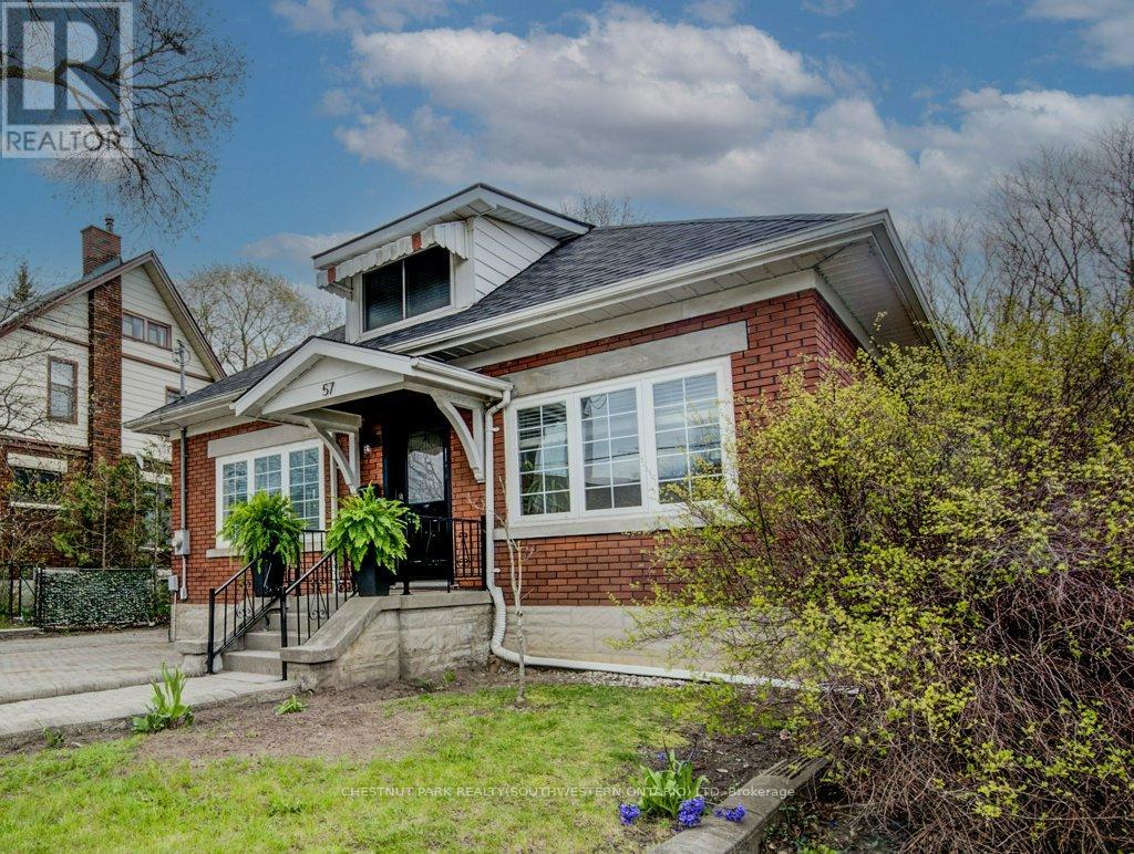 57 Glasgow Street, Kitchener, Ontario N2G 2G8 - Photo 3 - X13464906