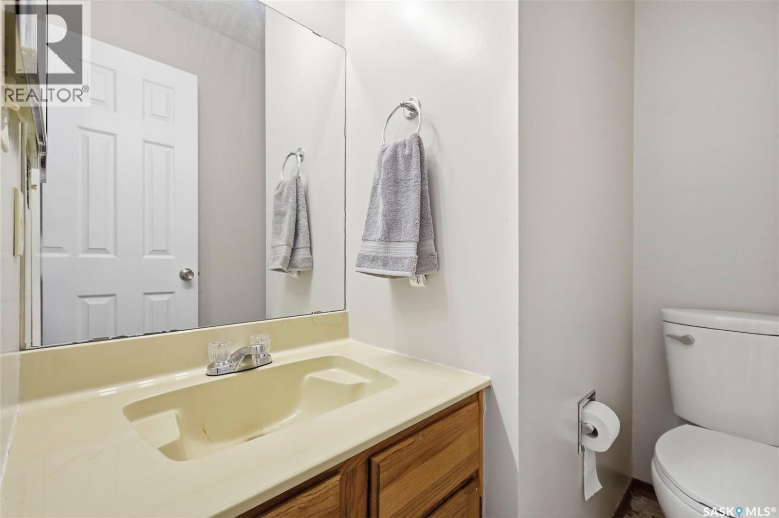 483 Wakabayashi Crescent, Saskatoon, Saskatchewan  S7K 7M6 - Photo 18 - SK039880