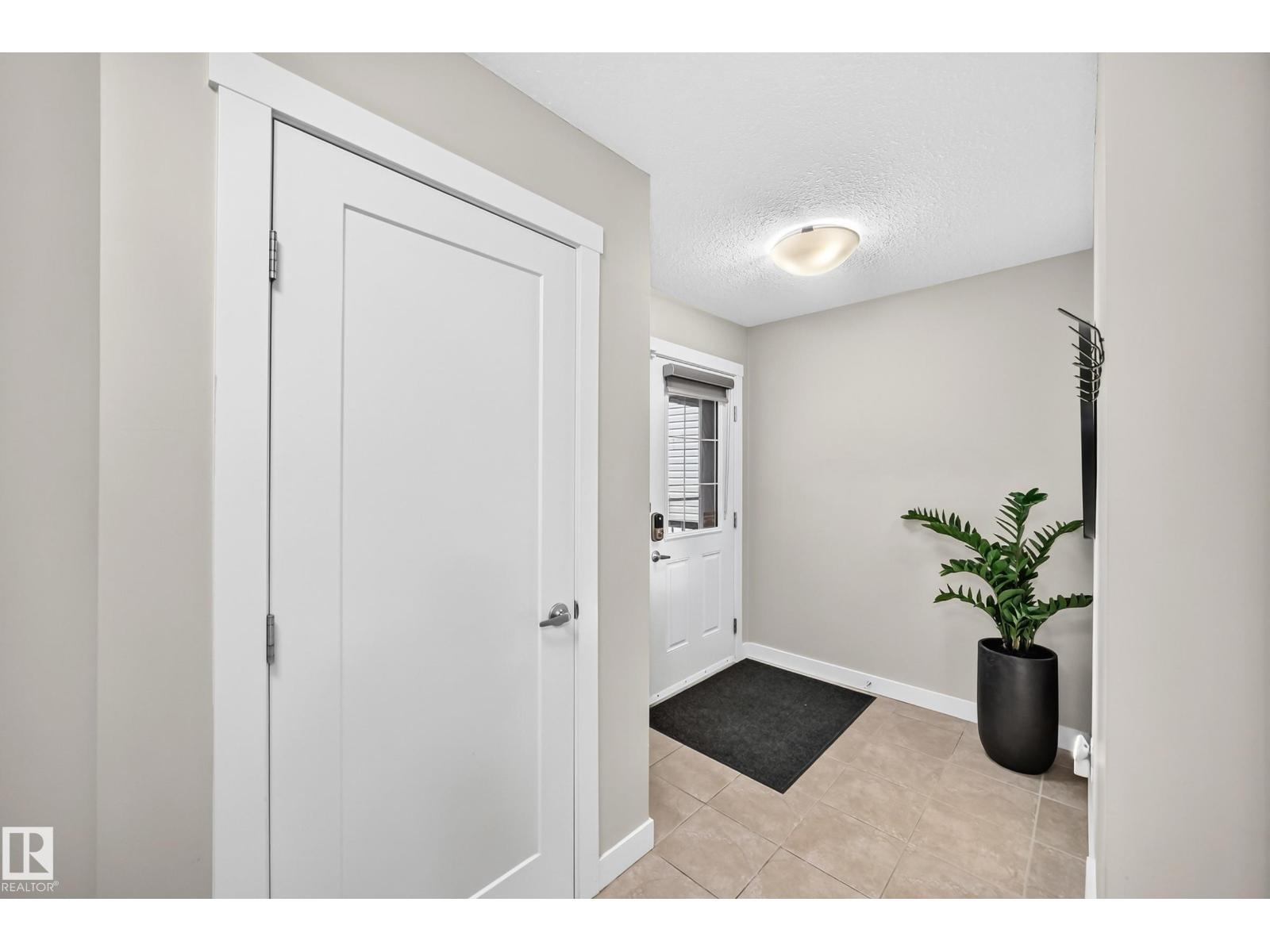 4477 Annett Cm SW, Edmonton, Alberta  T6W 2V7 - Photo 5 - E4494082