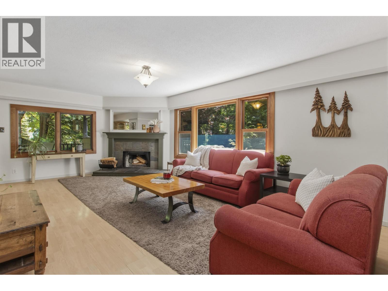 40102 Skyline Place, Squamish, British Columbia  V0N 1T0 - Photo 8 - R3137647