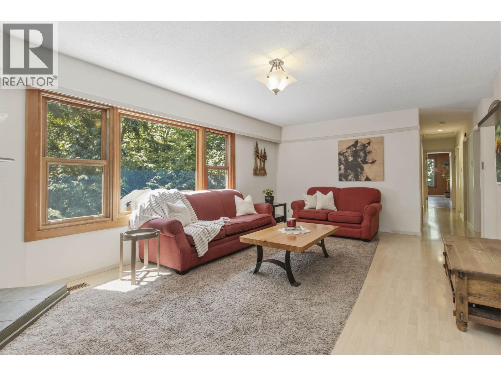 40102 Skyline Place, Squamish, British Columbia  V0N 1T0 - Photo 9 - R3137647