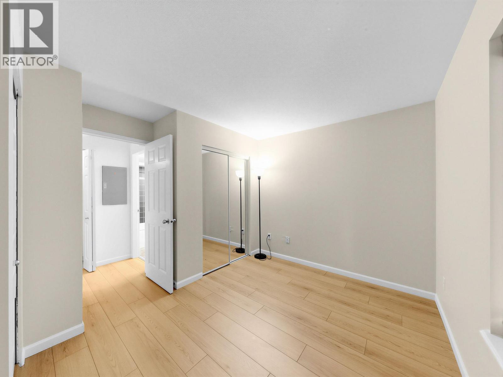109 1145 Heffley Crescent, Coquitlam, British Columbia  V3B 7Z3 - Photo 4 - R3137738
