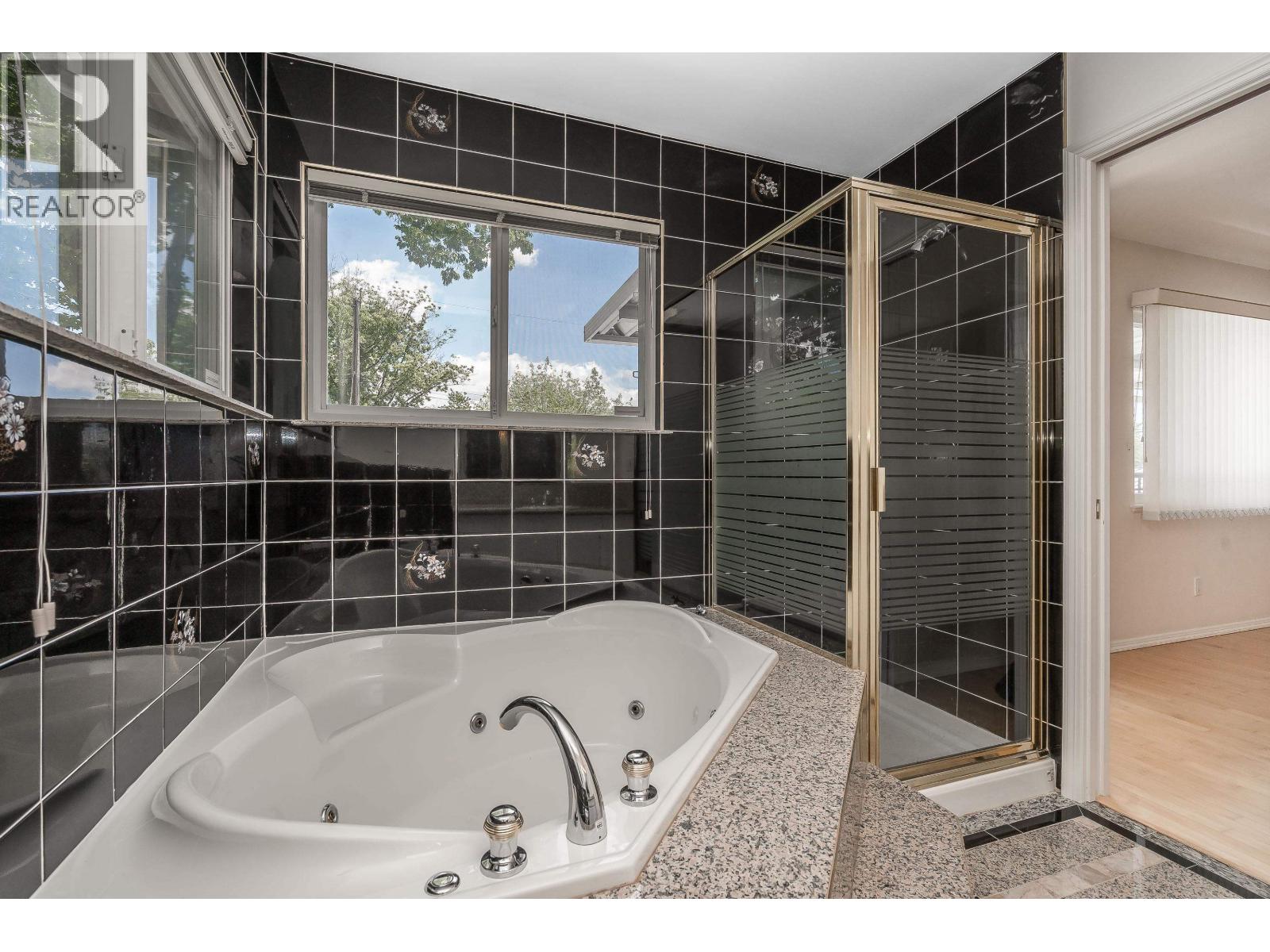 2304 Garden Drive, Vancouver, British Columbia  V5N 4X3 - Photo 28 - R3137751