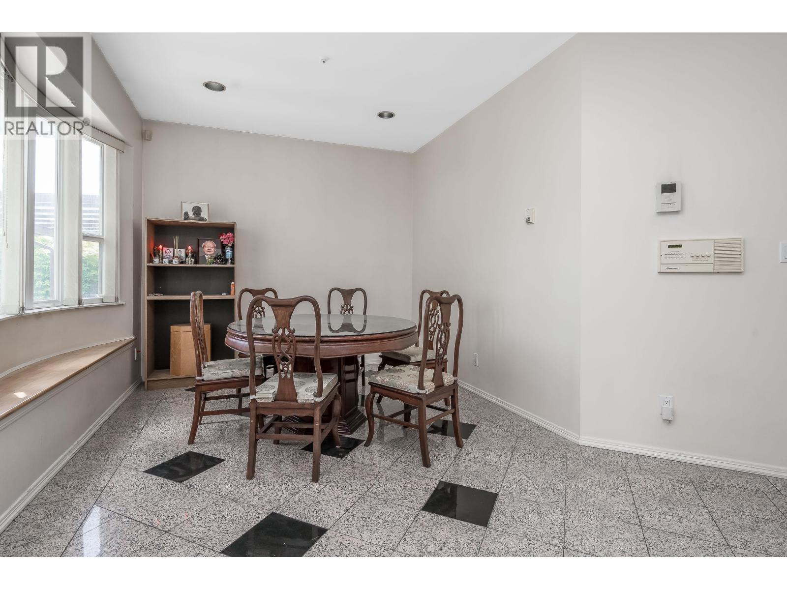 2304 Garden Drive, Vancouver, British Columbia  V5N 4X3 - Photo 9 - R3137751