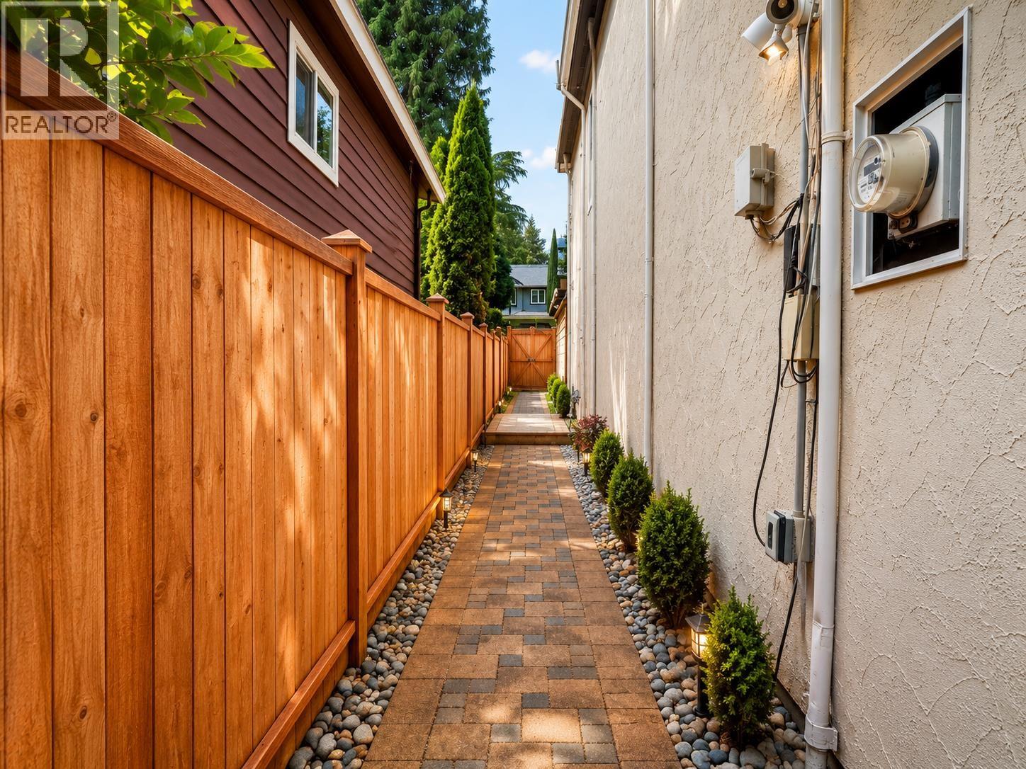 514 W 28th Street, North Vancouver, British Columbia  V7N 2J5 - Photo 33 - R3137752