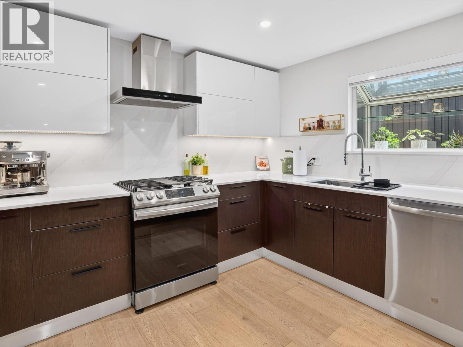 514 W 28th Street, North Vancouver, British Columbia  V7N 2J5 - Photo 8 - R3137752