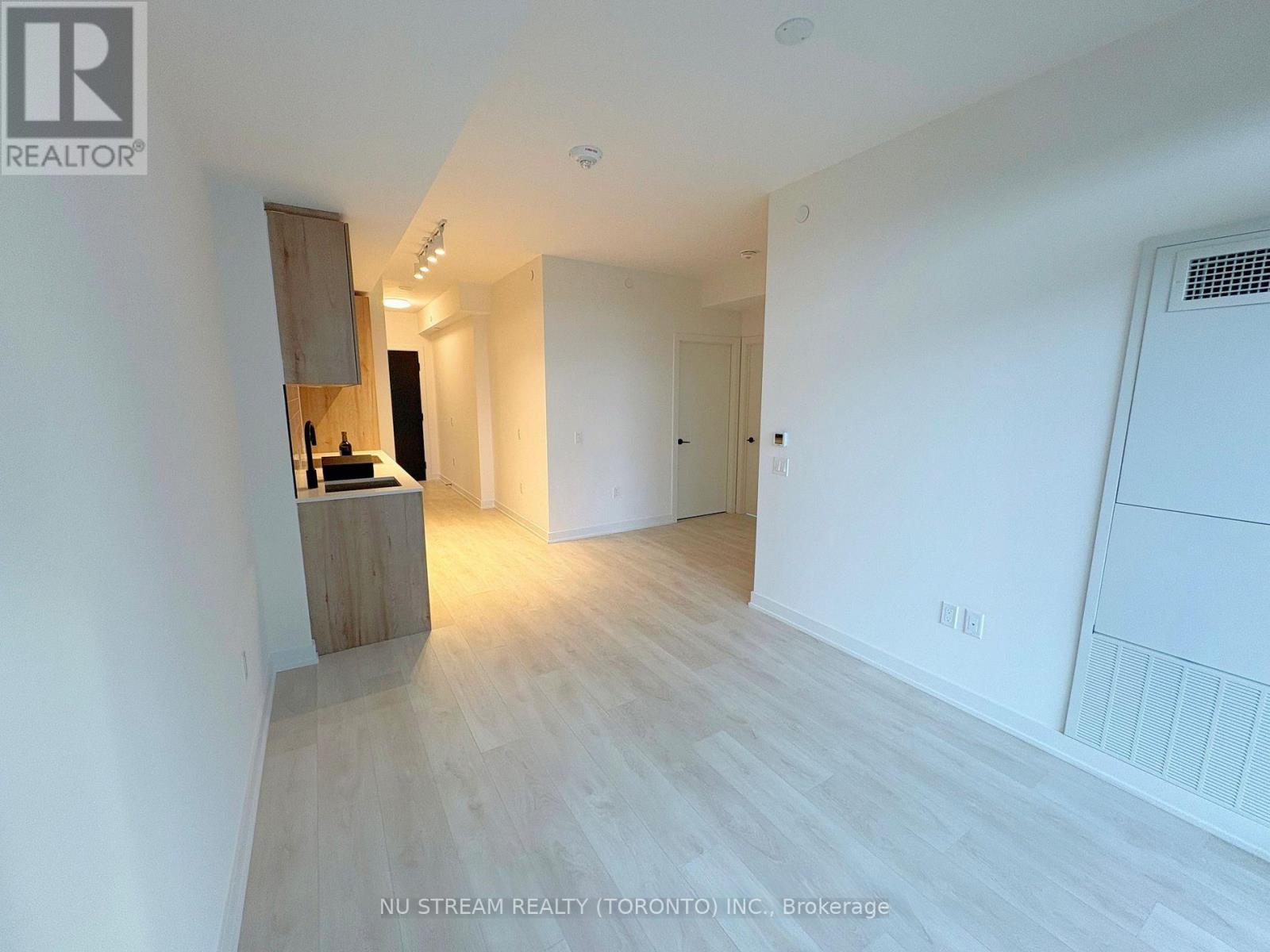 3404 - 117 BROADWAY AVENUE, Toronto, Ontario