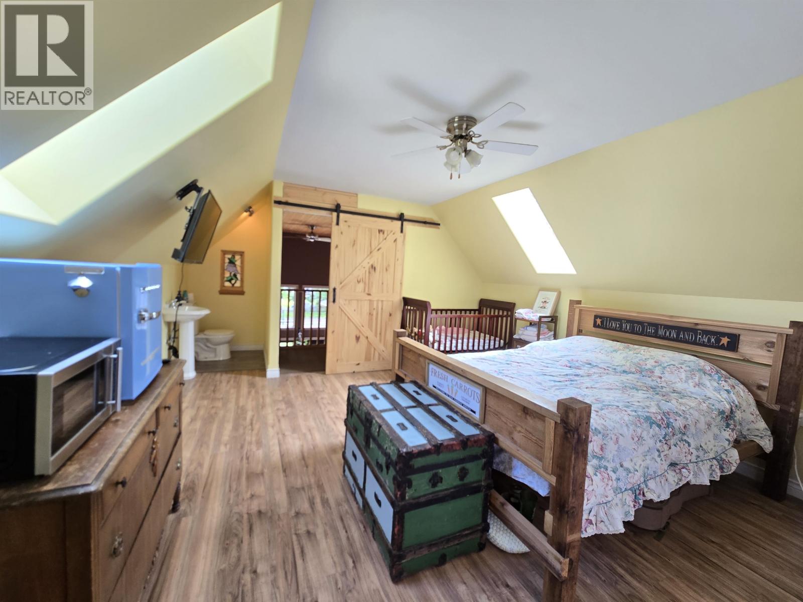 886 4th Avenue, Mcbride, British Columbia  V0J 2E0 - Photo 11 - R3137452