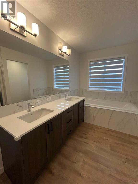 854 Cobblefield Manor SW, Airdrie, Alberta  T4B 5L9 - Photo 12 - A2299112