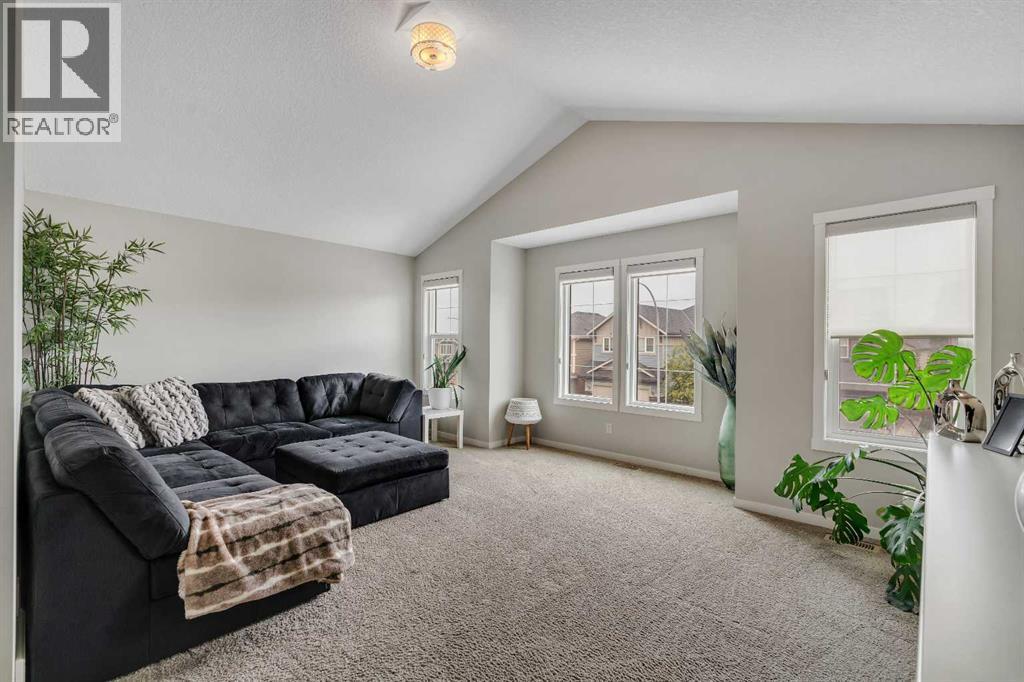 58 Valley Pointe Bay Nw, Calgary, Alberta  T3B 6B6 - Photo 30 - A2321587