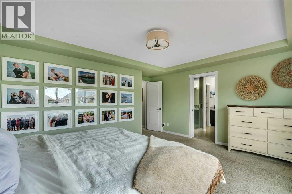 58 Valley Pointe Bay Nw, Calgary, Alberta  T3B 6B6 - Photo 20 - A2321587