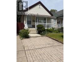 32 FLORENCE CRESCENT, Toronto, Ontario