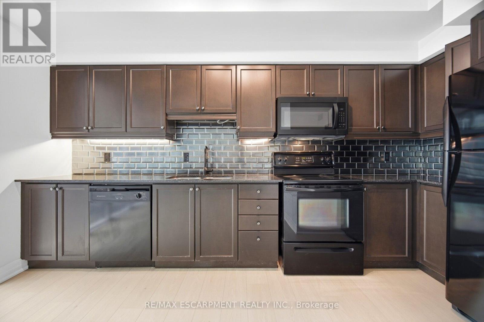 330 - 58 Marine Parade Drive, Toronto, Ontario M8V 4G1 - Photo 13 - W13464978